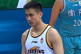 Mạch Tuệ Phong: Quảng Đông phòng thủ quá tệ hầu như không có chỗ nào phải bắt đầu từ phòng thủ để bảo vệ bảng bóng rổ